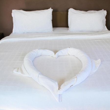 Plus Hotel Loei Bagian luar foto